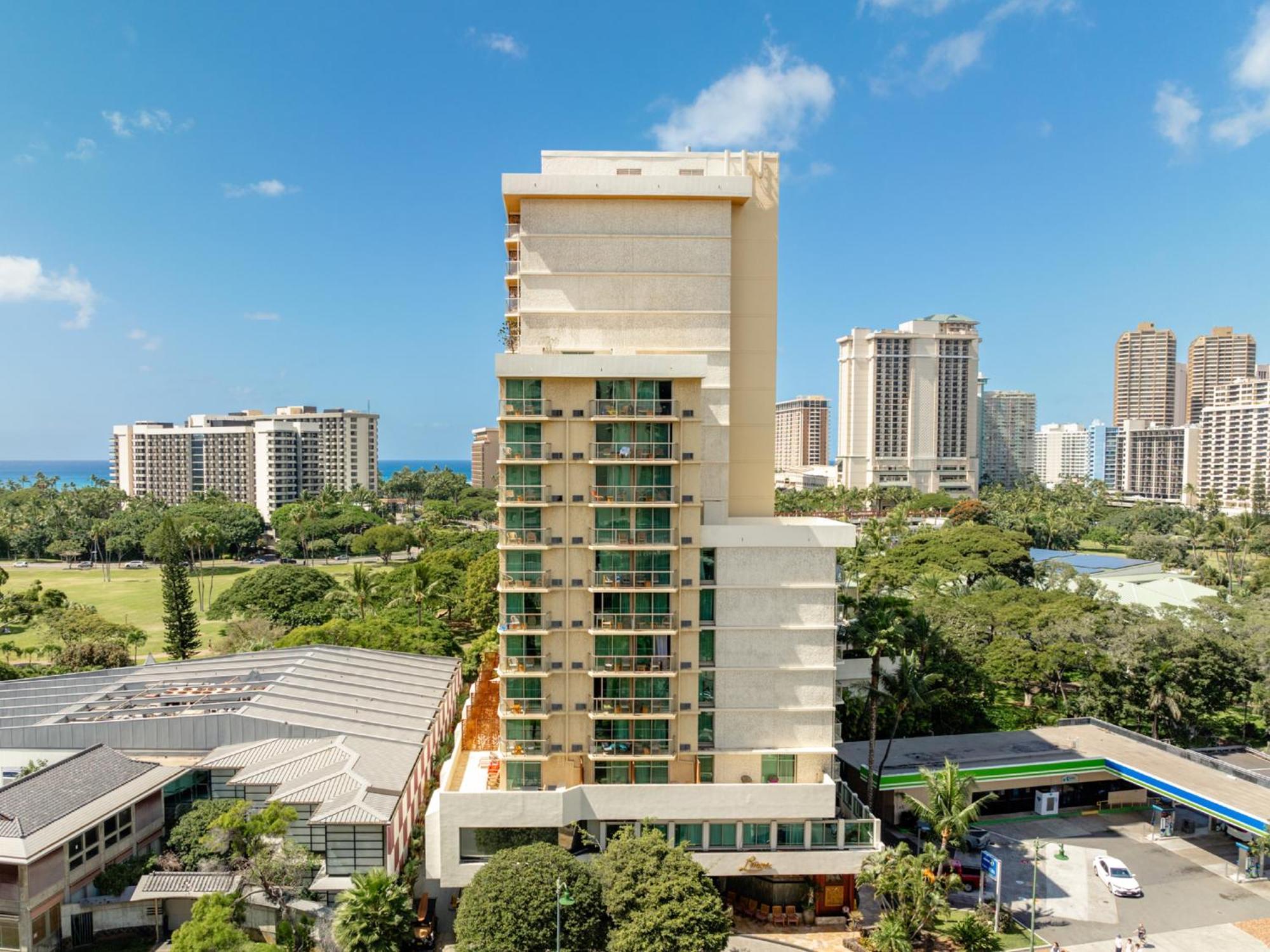 Luana Waikiki Hotel & Suites Honolulu Exterior photo